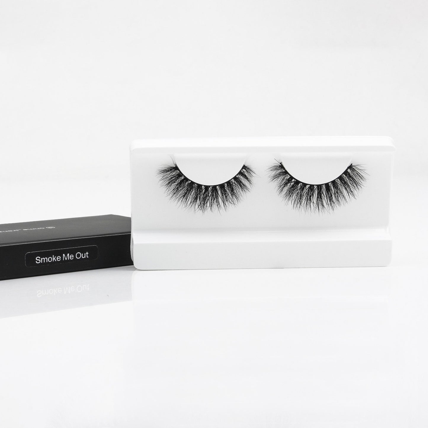 OnMe Lashes (Smoke Me Out)