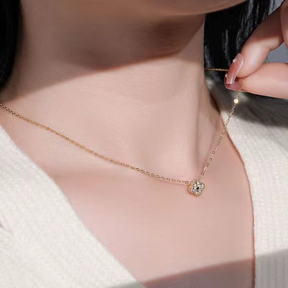 OnMe Moissanite Necklace