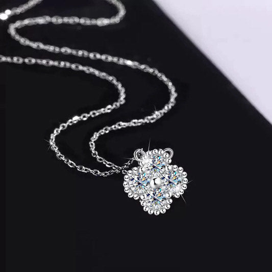 OnMe Moissanite Necklace