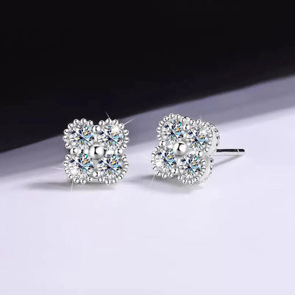 OnMe Moissanite Earrings