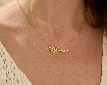 OnMe Custom Name Necklace